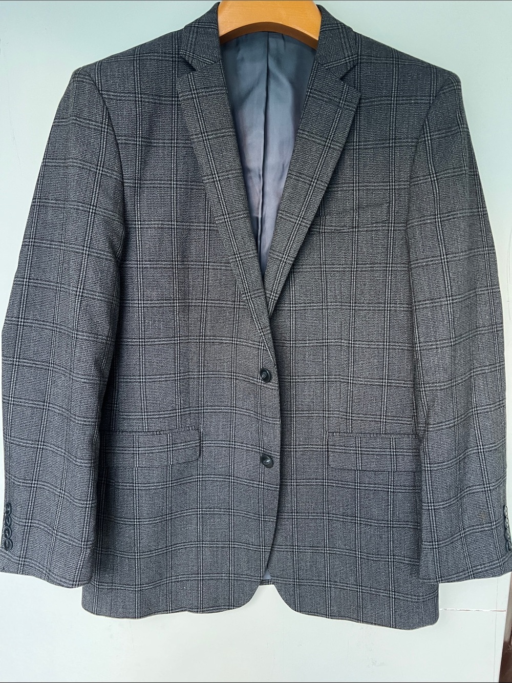 Perry Ellis Gray Windowpane Sport Coat